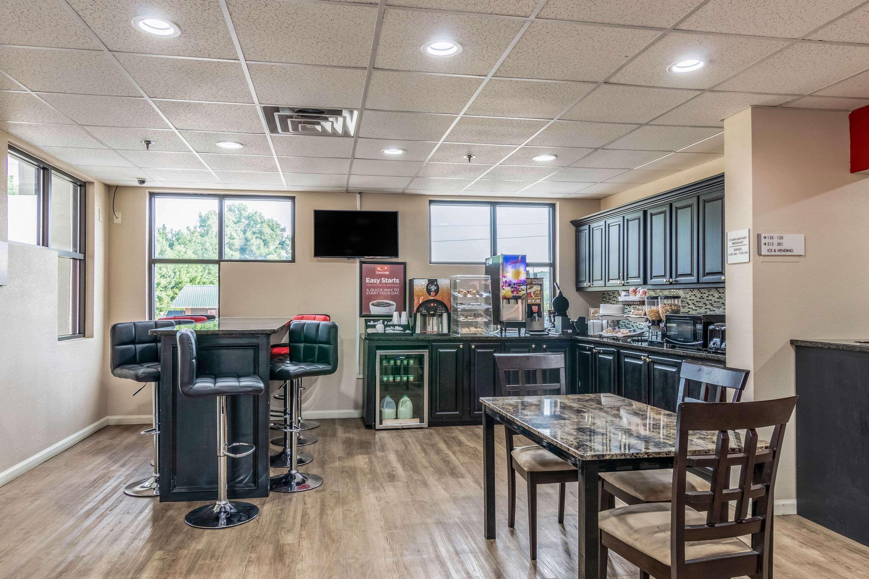 Americas Best Value Inn Opelika Ngoại thất bức ảnh