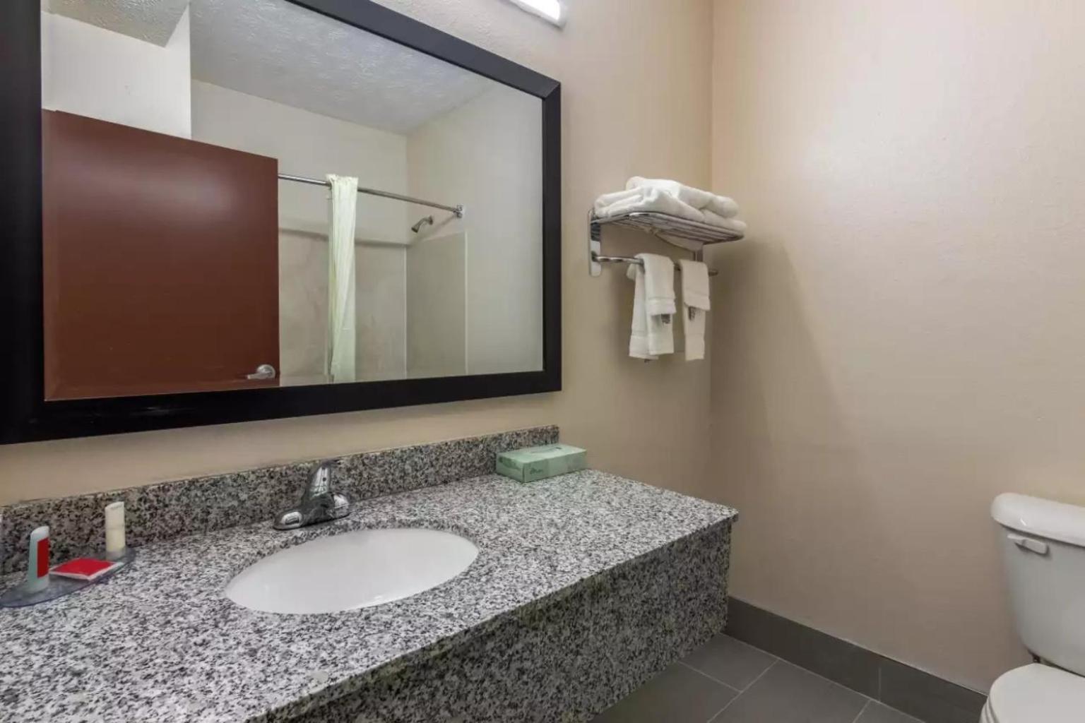 Americas Best Value Inn Opelika Ngoại thất bức ảnh