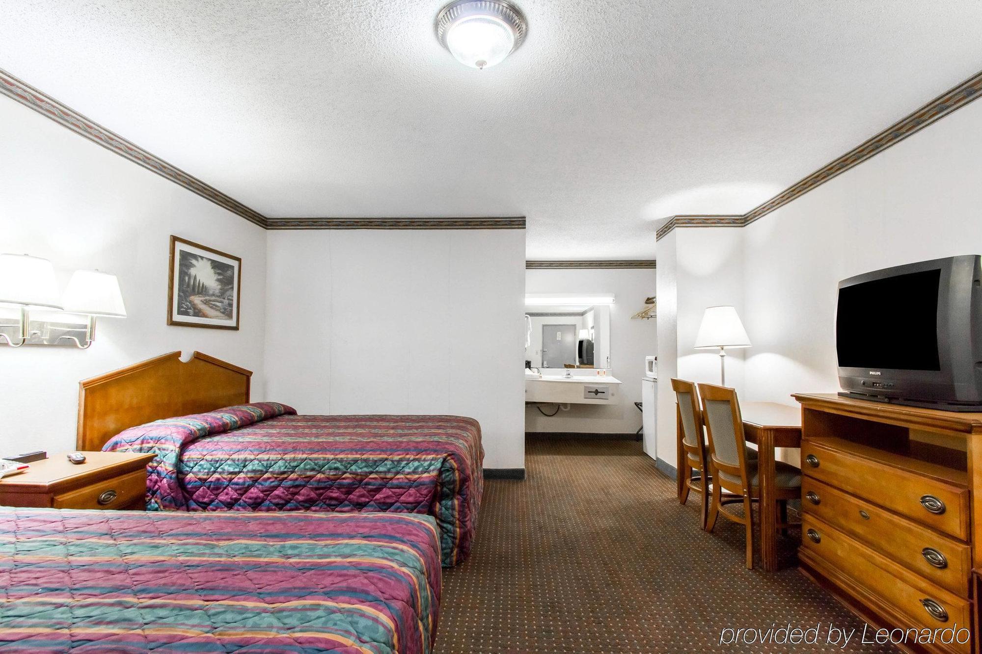 Americas Best Value Inn Opelika Ngoại thất bức ảnh