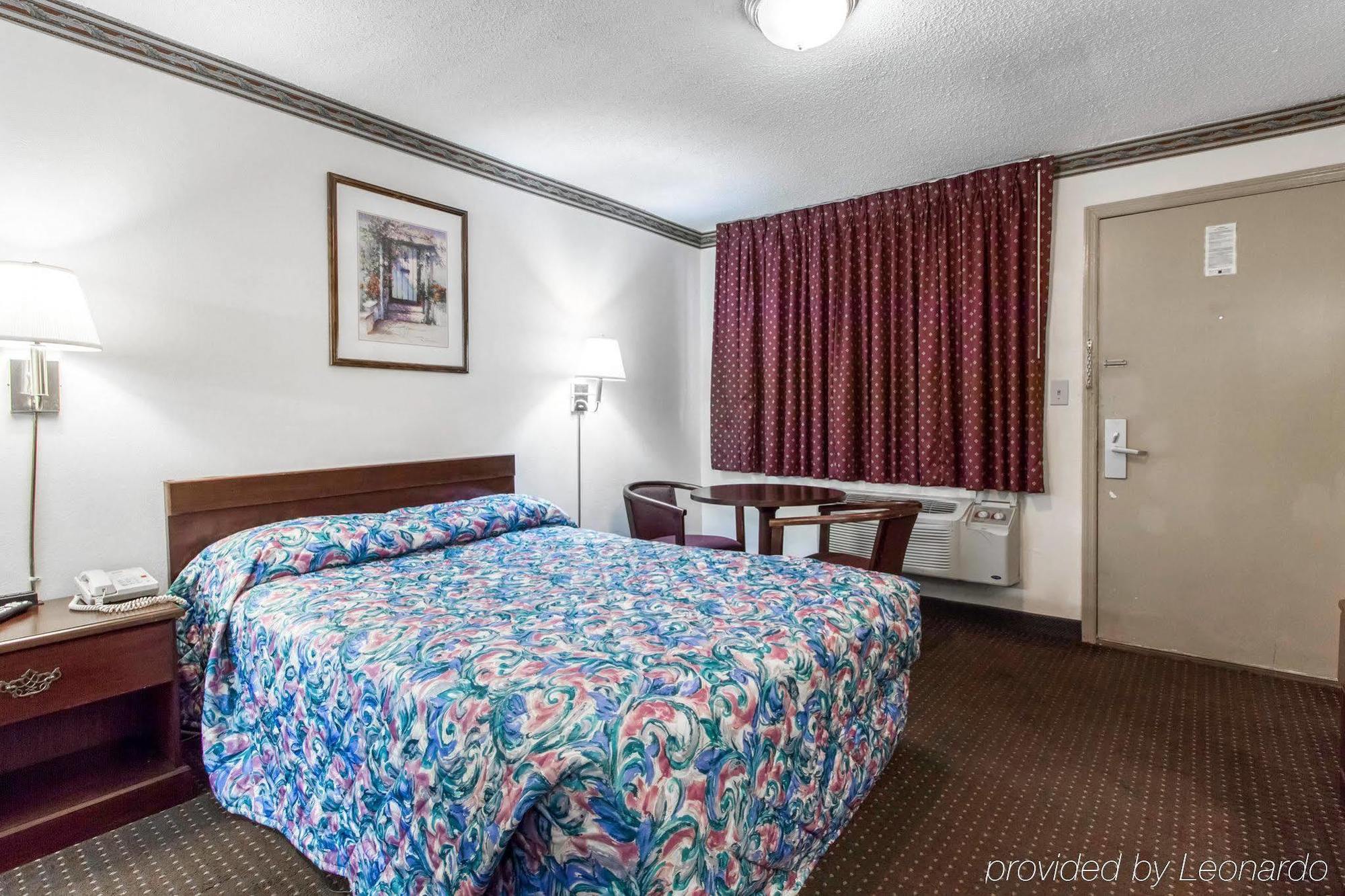 Americas Best Value Inn Opelika Ngoại thất bức ảnh