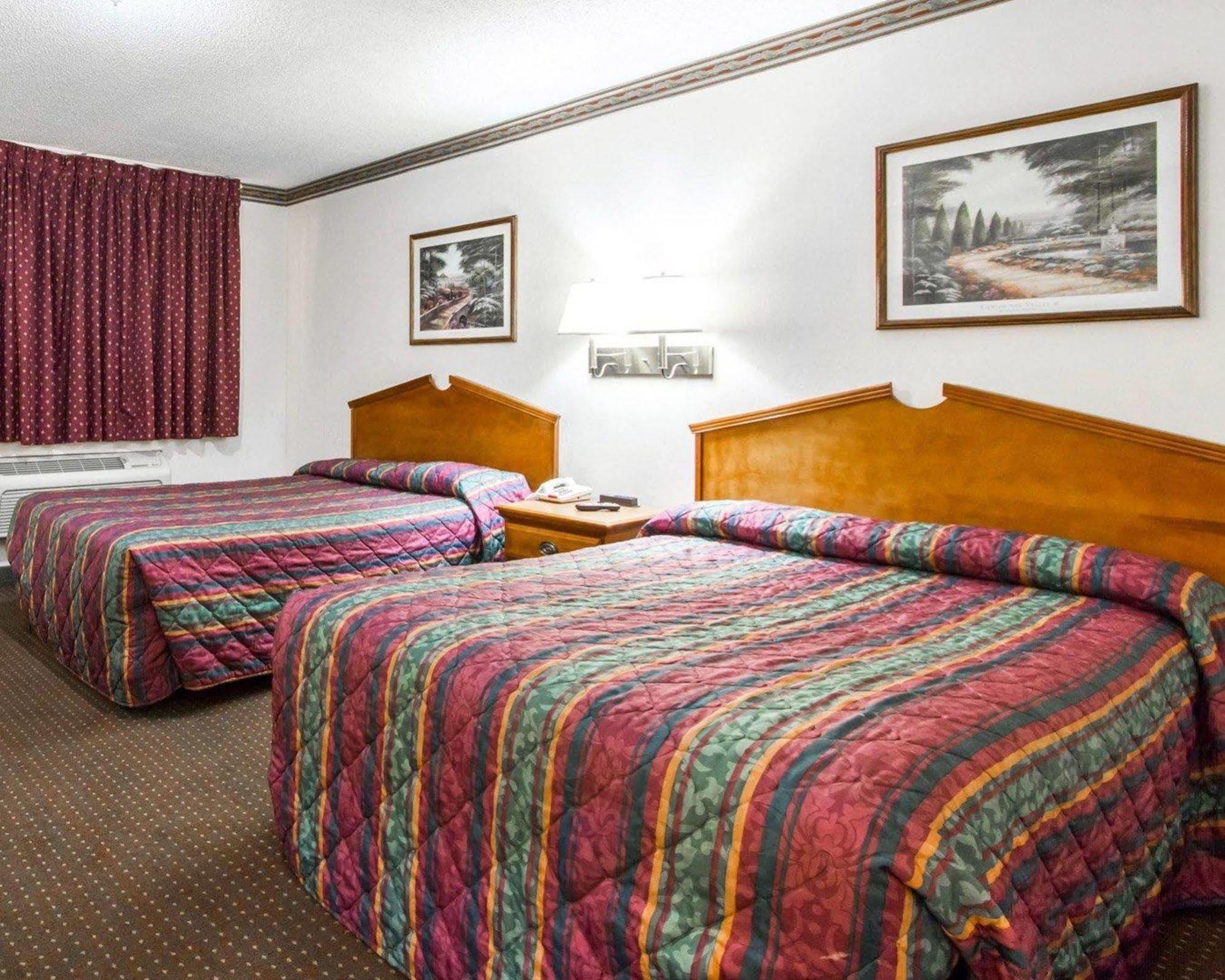 Americas Best Value Inn Opelika Ngoại thất bức ảnh